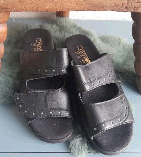 Ladysko slippers maat 41. Nu 12.50!, Slippers, Ladysko, Zwart, Ophalen of Verzenden