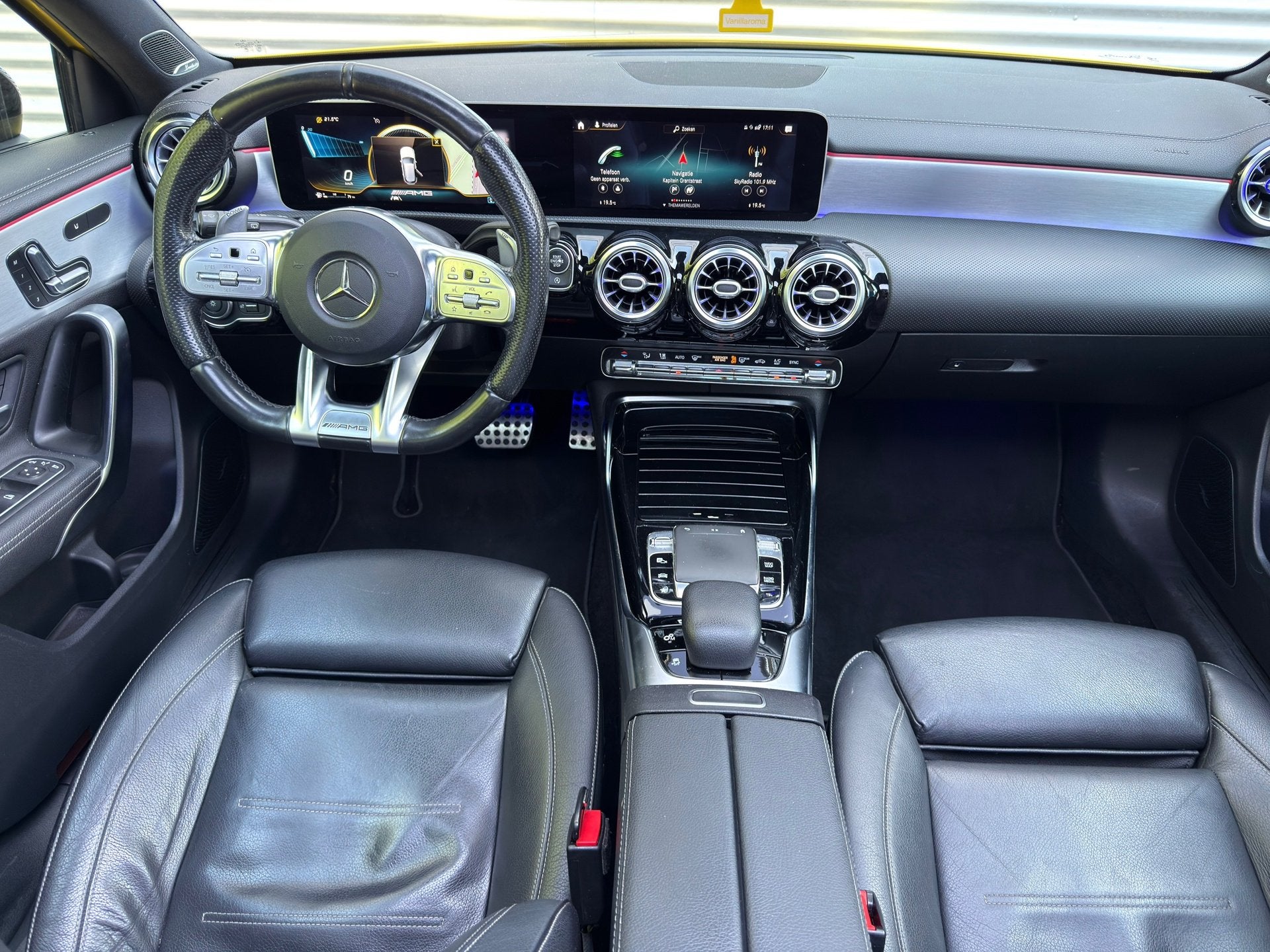 Mercedes-Benz A-klasse AMG 35 4MATIC Edition 1 l Aero Pack l, Automaat, Gebruikt, 4 cilinders, 2000 kg