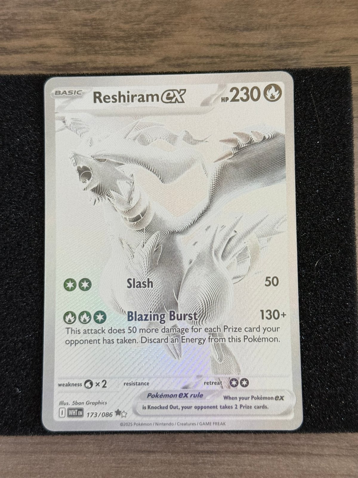 Reshiram 173 WHT, Ophalen of Verzenden, Zo goed als nieuw