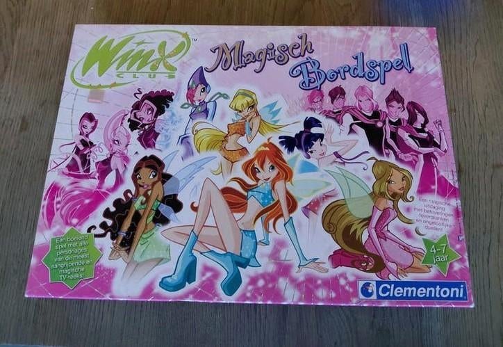 Winx Club Magisch Bordspel., Vijf spelers of meer, Ophalen of Verzenden, Zo goed als nieuw, Clementoni