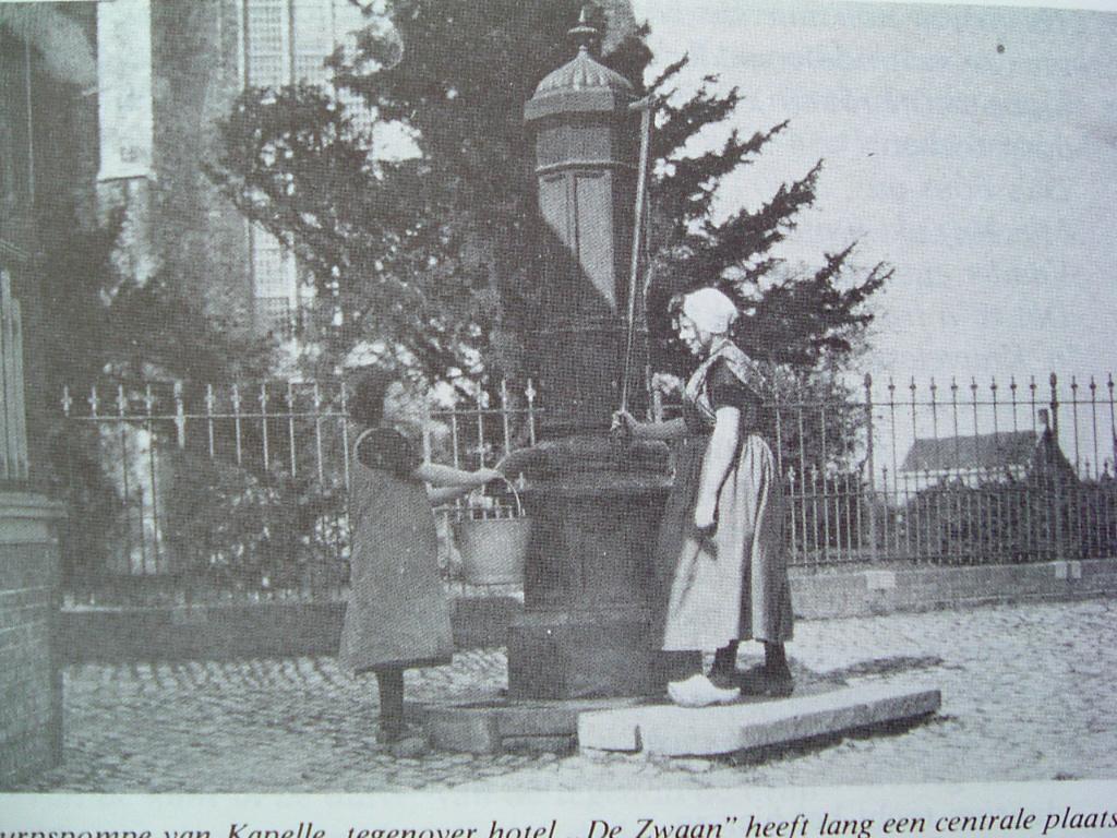Dialect op Zuid-Beveland., Ophalen of Verzenden, E. van den Broecke - de Man, 20e eeuw of later, Gelezen