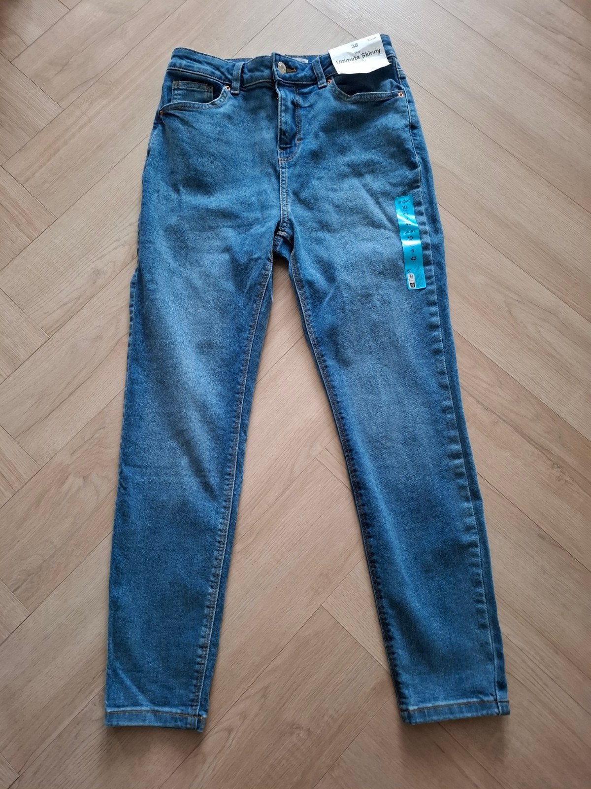 Nieuwe jeans maat 38, Kleding | Dames, Spijkerbroeken en Jeans, Ophalen, Overige jeansmaten, Nieuw, Primark