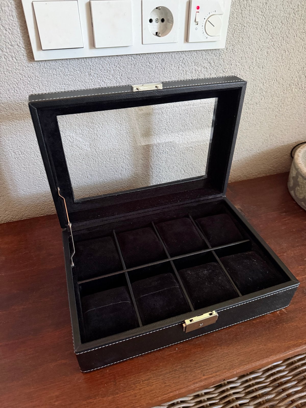 Luxe Horlogebox voor 8 Horloges - Zwart met Glazen Deksel, Ophalen of Verzenden, Zo goed als nieuw