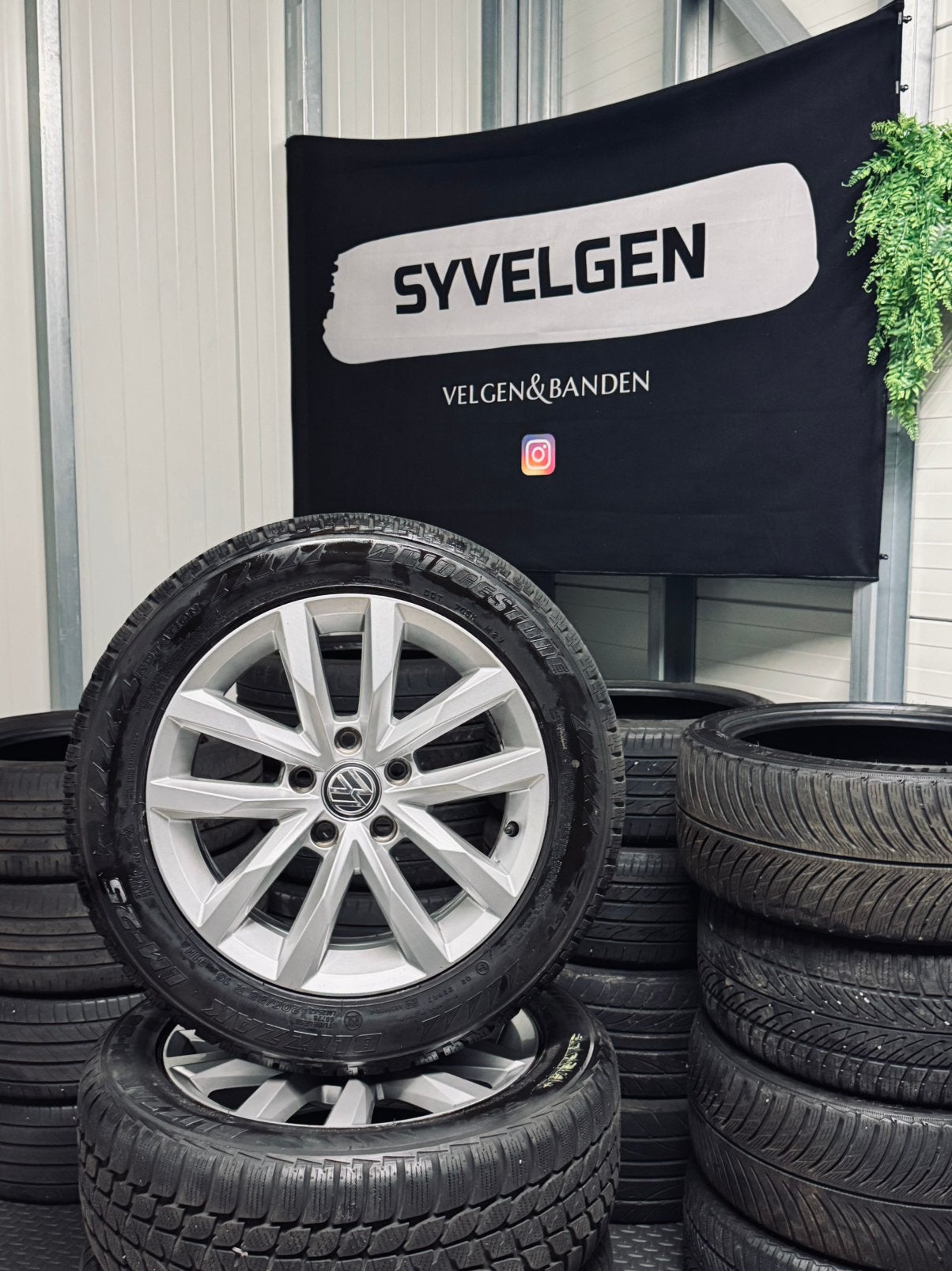 16" 5x112 Orig. VW Golf Caddy Audi Velgen - Winterbanden!, Ophalen, Gebruikt, 16 inch, Banden en Velgen