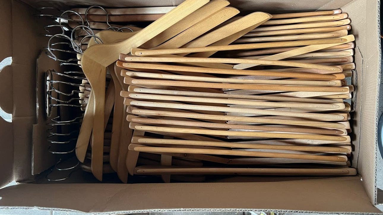 Houten kledinghangers - Diverse modellen, Ophalen, Gebruikt, Hout, Volwassenen