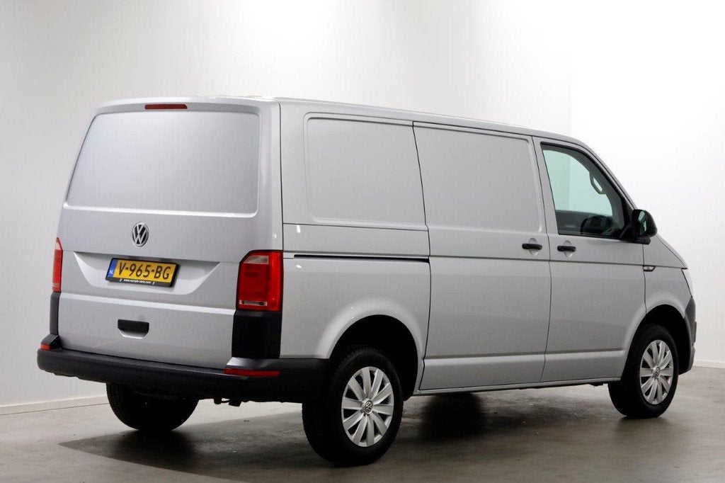 Volkswagen Transporter T6 2.0 TDI 150pk Euro6 L1H1 Comfortli, Auto's, Volkswagen, 1826 kg, Gebruikt, Euro 6, 150 pk