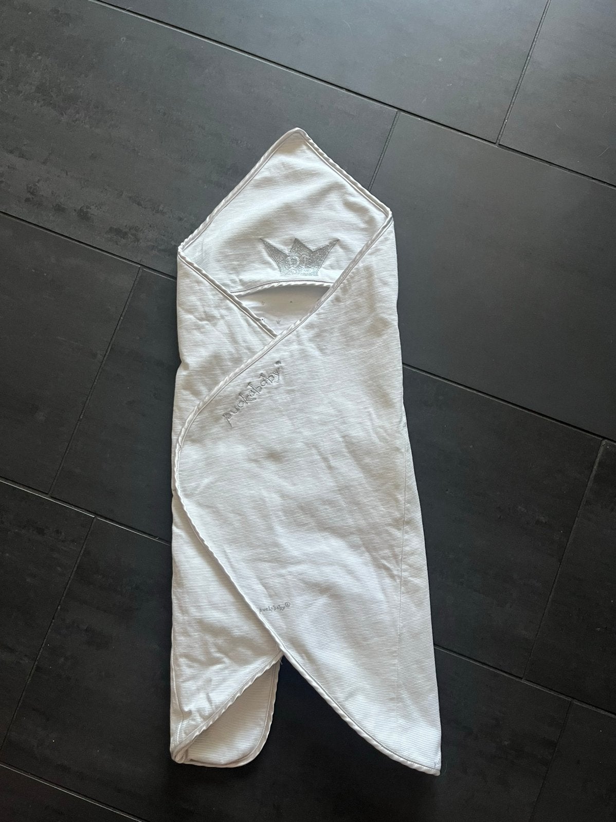 Puckababy gogo newborn wit met grijze en rode hartjes, Ophalen of Verzenden, Zo goed als nieuw, Wit, Puckababy
