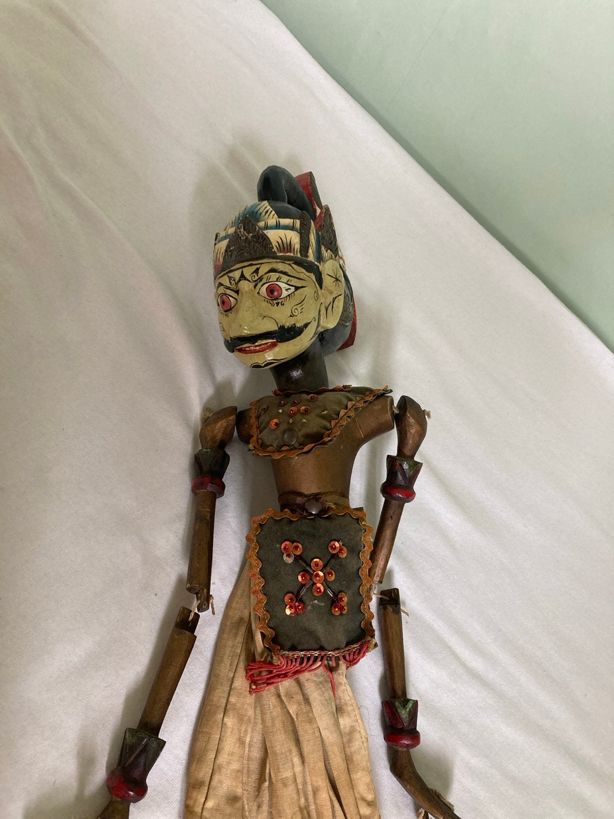 Antieke Wayang Golek pop uit Indonesië, Indonesië, Meerkleurig, Pop, Gesneden