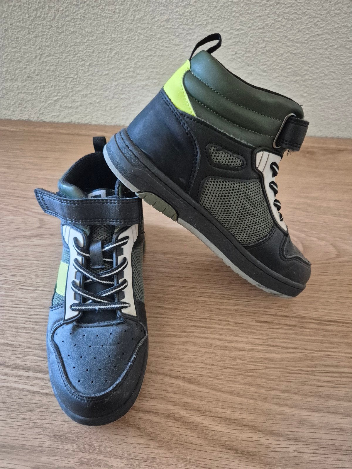 Blue Box sneakers maat 32, Gebruikt, Bluebox, Jongen of Meisje, Schoenen