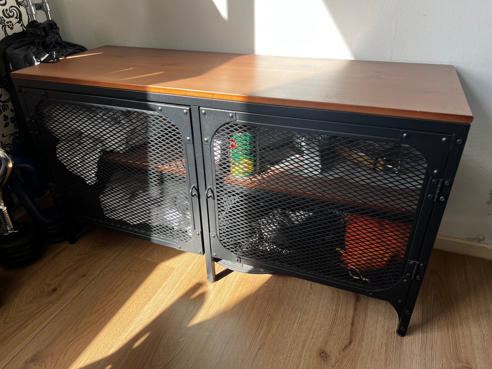Ikea Fjällbo tv-meubel 100x36x54, Ophalen, Grenenhout, 100 tot 150 cm, Småland 44, Saabstad