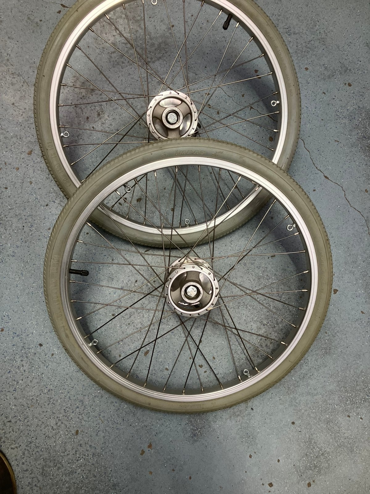 20 inch rolstoelwielen met prima banden, Diversen, Ophalen of Verzenden, Duwrolstoel