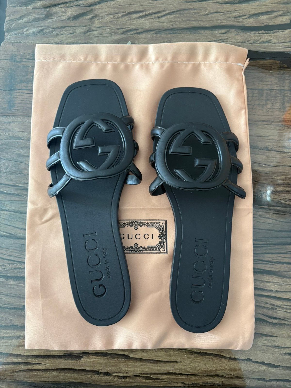 Gucci slippers nieuw, Ophalen