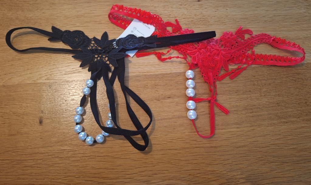 2 parel strings, Kleding | Dames, Ondergoed en Lingerie, Verzenden, Zwart, String