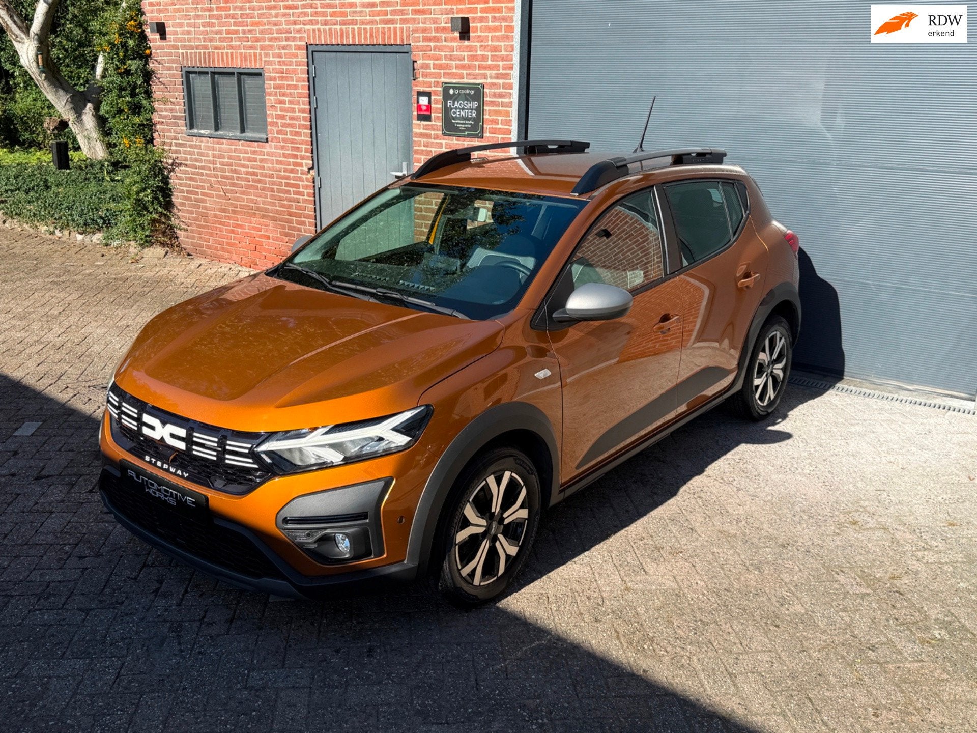 Dacia Sandero Stepway 1.0 TCe 100 ECO-G Expression+ l Weinig, Auto's, Voorwielaandrijving, Gebruikt, Zwart, Overige kleuren