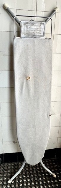 Vintage Strijkplank Brabantia uit de jaren 70, Ophalen, Gebruikt
