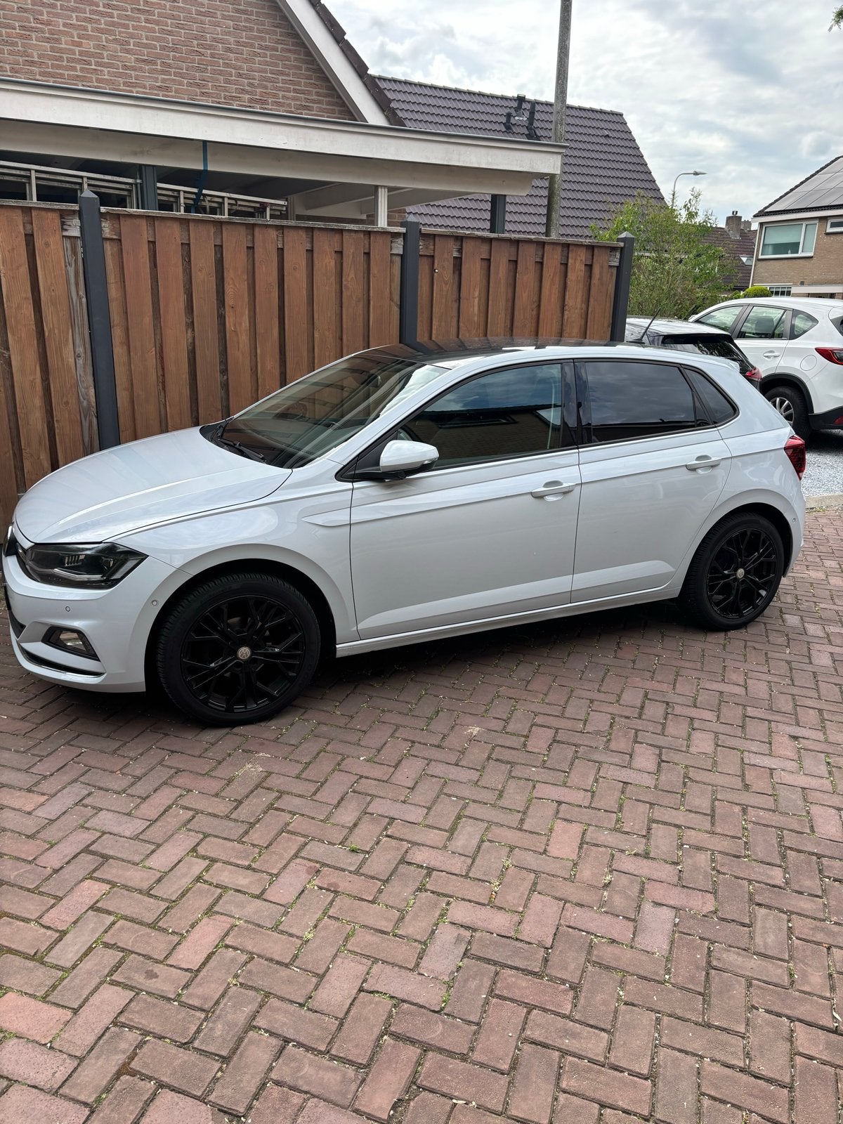 Volkswagen Polo Highline Automaat | CarPlay | Camera, Auto's, Volkswagen, 95 pk, Origineel Nederlands, Particulier, 1080 kg