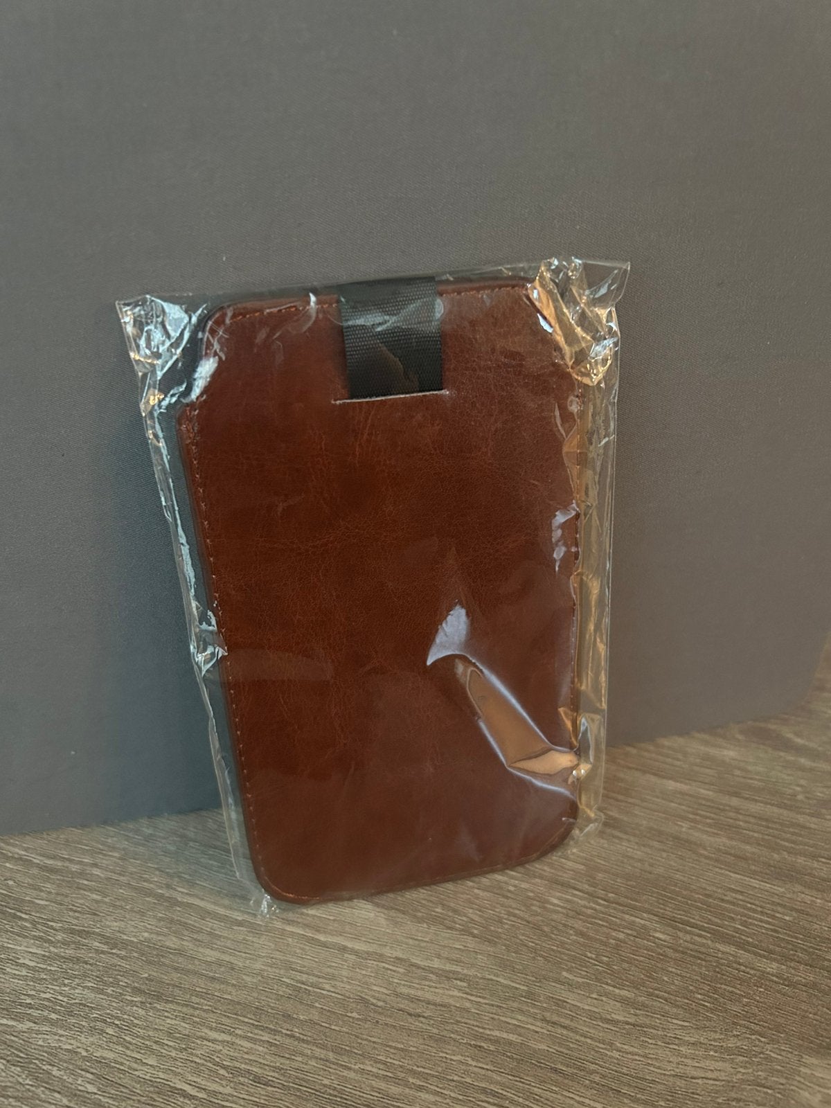Insteek hoesje telefoon of mobiel / bruin, Ophalen of Verzenden, Zo goed als nieuw