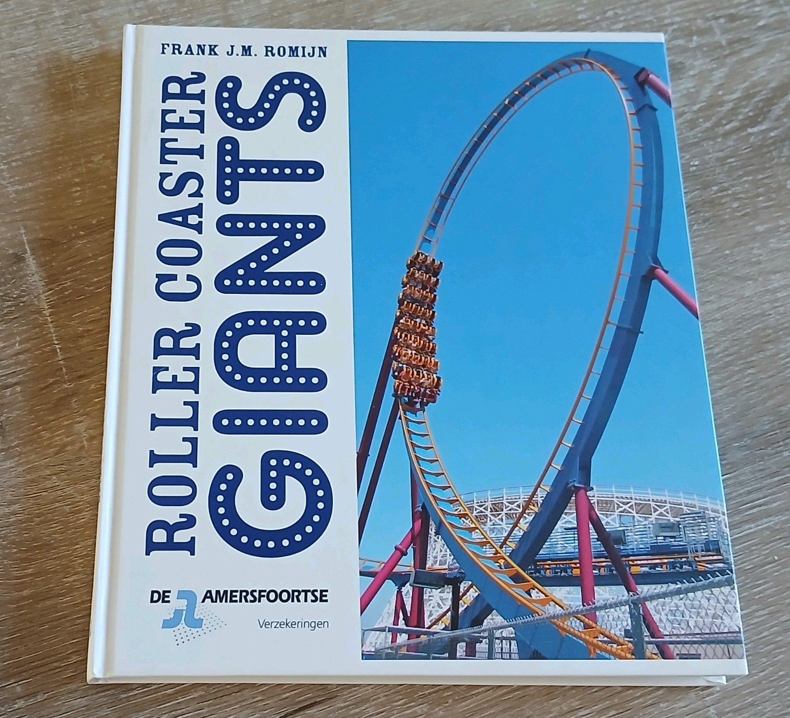 Roller Coaster Giants achtbanen boek, Ophalen of Verzenden, Zo goed als nieuw, Frank J.M. Bouman