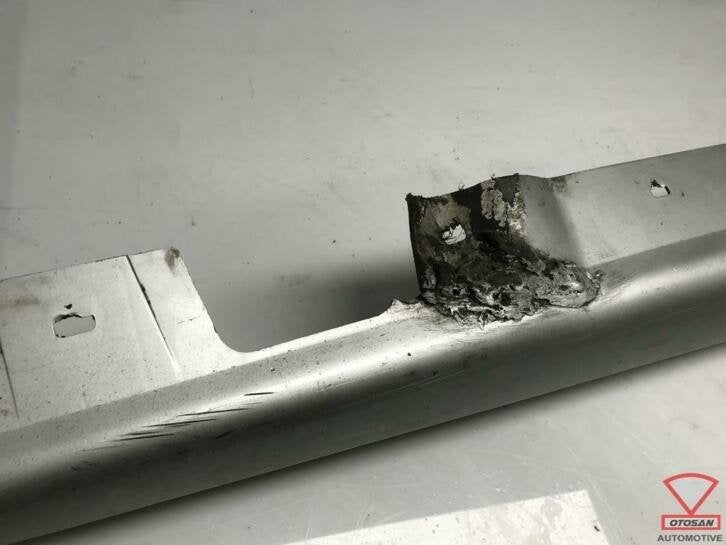 bmw 3 serie e90 side skirt rechts 15857711, Auto-onderdelen, Petuelring 130
80788  Munich, DE, Gebruikt, Info@bmw.de, Links