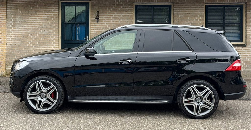 Mercedes-Benz M-klasse ML 350 4MATIC | FULL OPTIONS, Auto's, Mercedes-Benz, Automaat, Gebruikt, Zwart, Automatische klimaatregeling