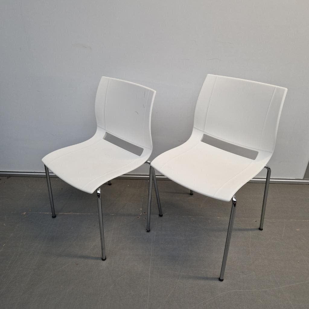 Set van 2 Kusch & Co stoelen - wit kunststof, Huis en Inrichting, Ophalen, Kunststof, Gebruikt, Wit