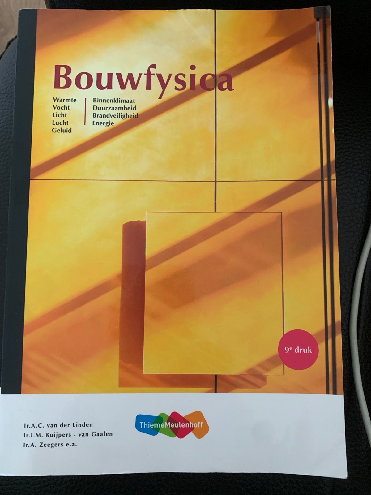 Bouwfysica 9e druk - ThiemeMeulenhoff, Ophalen of Verzenden, Beta, Zo goed als nieuw, HBO