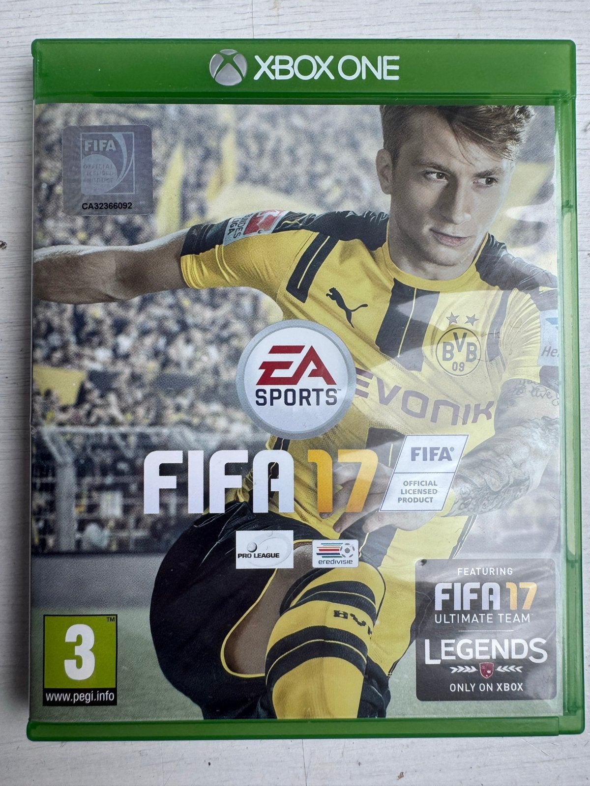 FIFA 17 voor Xbox One - Voetbalgame, Eén computer, Ophalen of Verzenden, Zo goed als nieuw, Sport