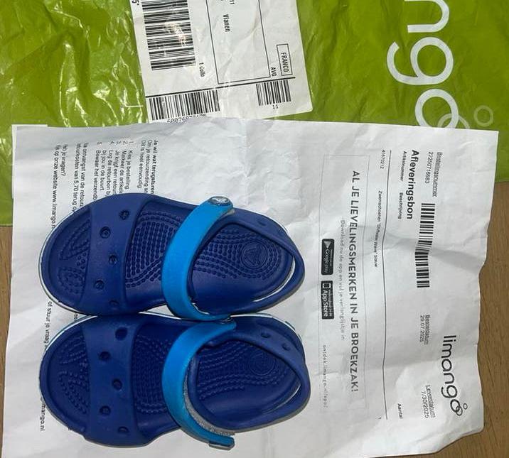 Nieuwe Crocs blauwe sandalen uniseks maat 22-23, Ophalen of Verzenden, Nieuw, Jongen of Meisje, Schoenen