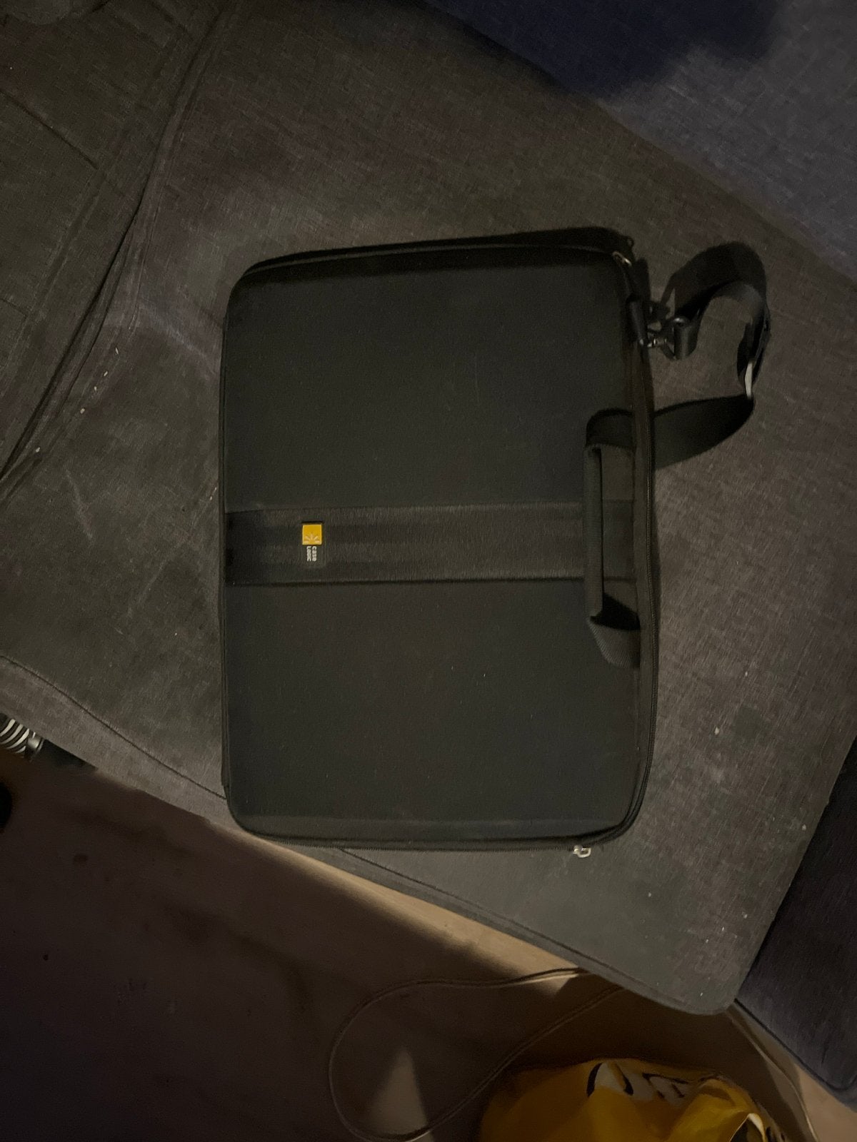 Case Logic laptophoes 15 inch zwart, Computers en Software, Gebruikt, Gevoerd laptopvak, 15 inch, Ophalen of Verzenden
