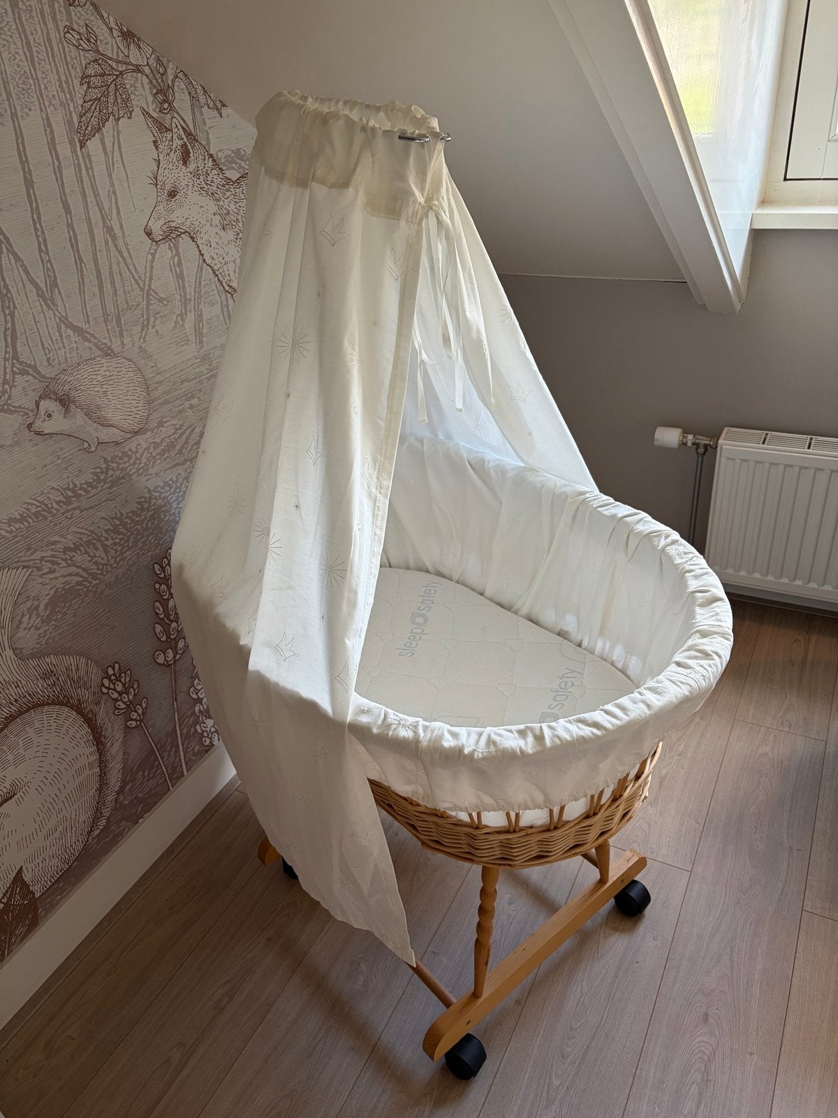 Rotan wieg met matras 70x40cm, Kinderen en Baby's, Babywiegjes en Ledikanten, Ophalen, Gebruikt, Wieg
