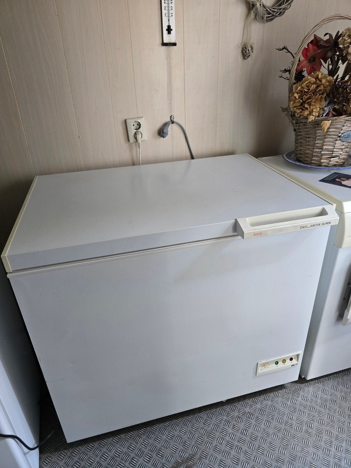 Diepvrieskist aeg, Witgoed en Apparatuur, Vriezers en Diepvrieskisten, Vrieskist, Gebruikt, Vrijstaand, 90 cm of meer