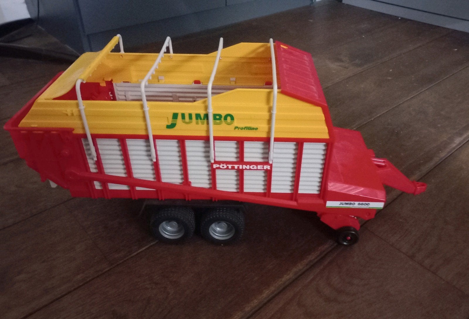 Bruder Jumbo pottinger opraapwagen, Ophalen of Verzenden, Zo goed als nieuw, Jongen of Meisje