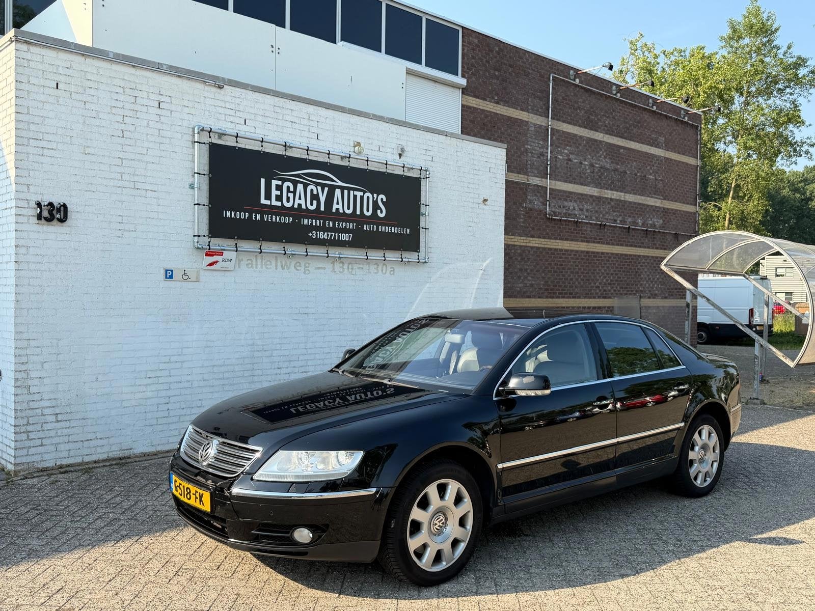Volkswagen Phaeton 4.2 V8 5p. - KEYLESS - VOL OPIES - NETTE, Auto's, Volkswagen, 2137 kg, 4172 cc, Gebruikt, Zwart