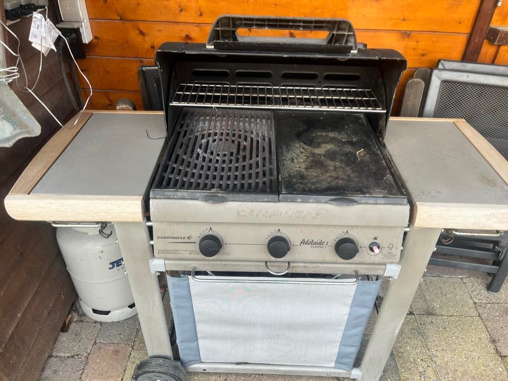 Campingaz Adelaide 3 Classic L Gasbarbecue, Ophalen of Verzenden, Gebruikt