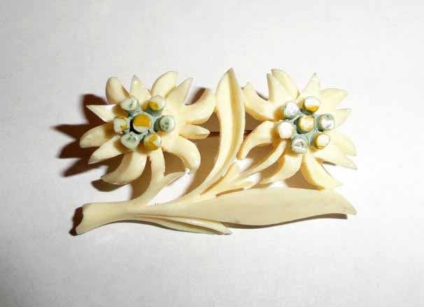 Broche Been Edelweiss Bloemetjes, Overige materialen, Verzenden, Beige, Minder dan 4 cm