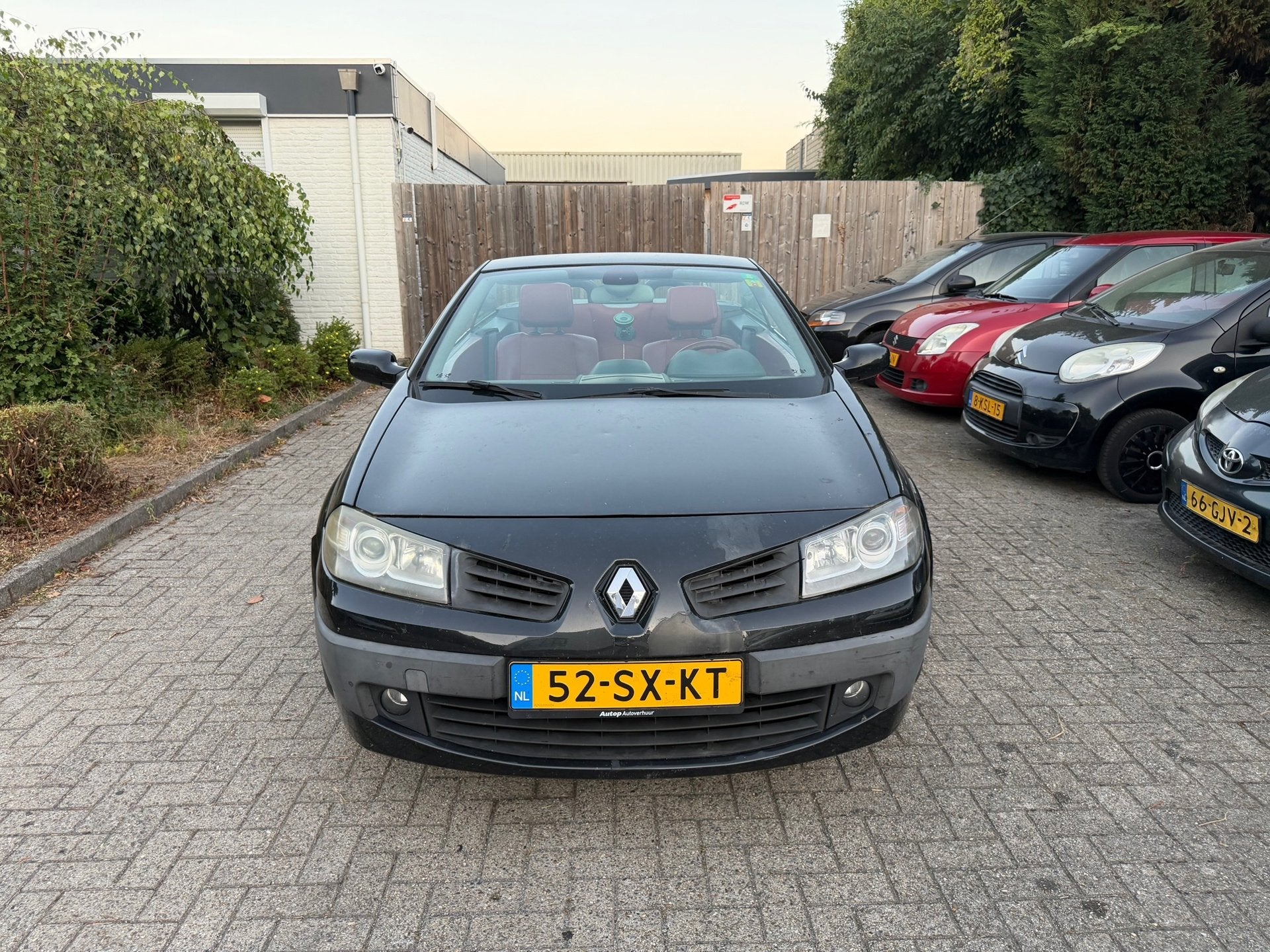 Renault Mégane Coupé-Cabriolet 1.6-16V Tech Line, Auto's, Gebruikt, 1340 kg, 4 cilinders, Cabriolet