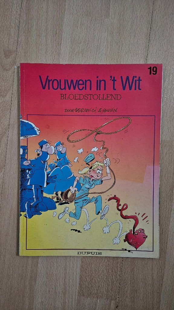 Vrouwen in 't Wit Bloedstollend (19), Boeken, Eén stripboek, Ophalen of Verzenden, Zo goed als nieuw