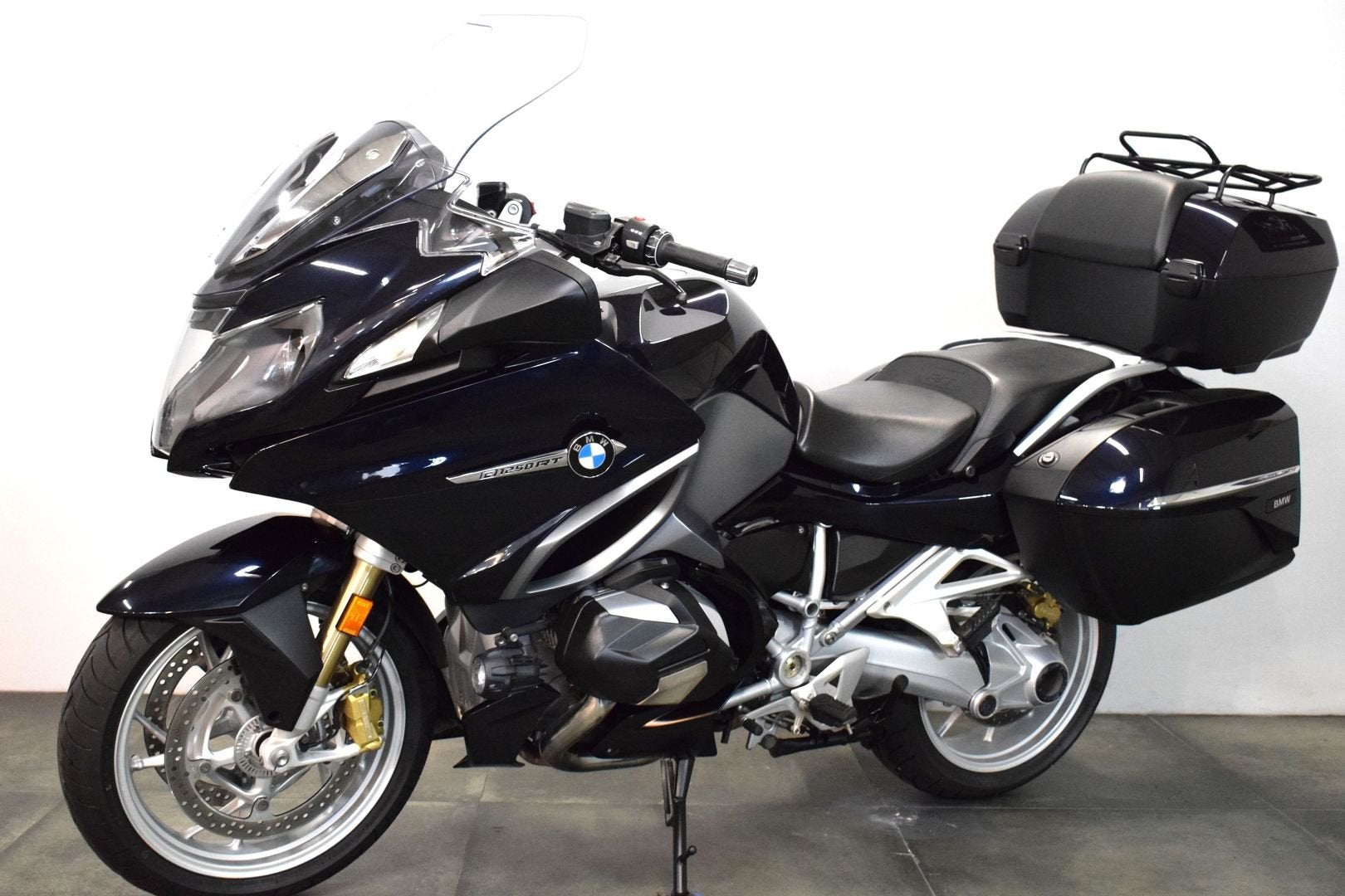 BMW R 1250 RT (bj 2019) ABS ESA Carbonschwarz topkoffer, 2 cilinders, 1254 cc, Motorrijbewijs A, Bedrijf
