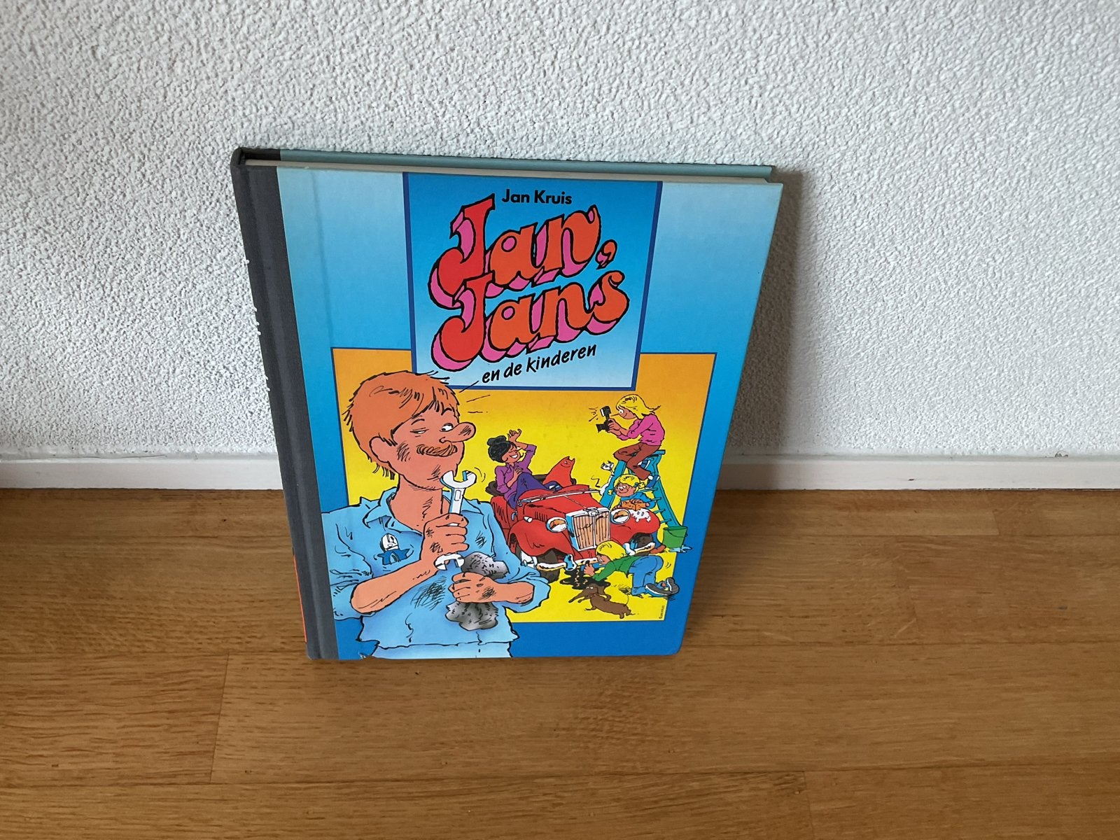 Jan, Jans en de Kinderen - Jan Kruis (Hardcover) stripboek., Boeken, Stripboeken, Eén stripboek, Ophalen of Verzenden, Zo goed als nieuw