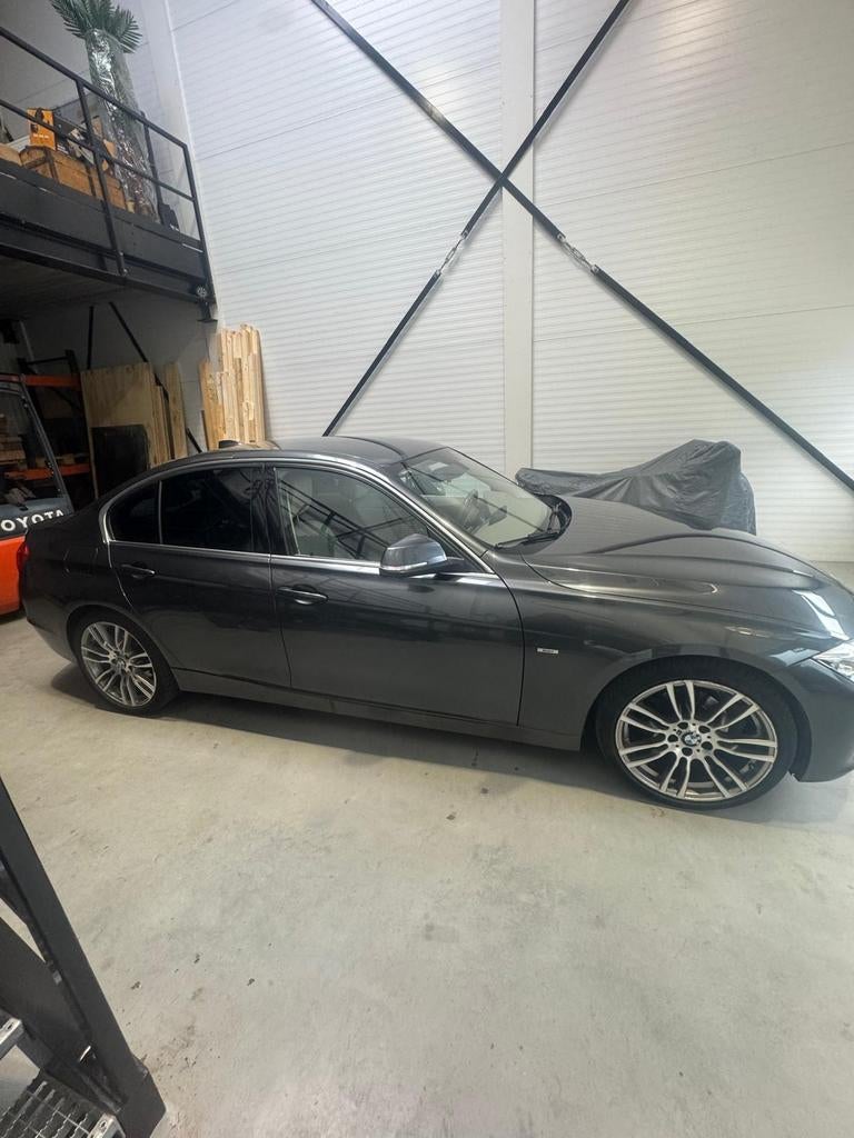 BMW 3-Serie 2.0I executive sport 2014 Grijs, Achterwielaandrijving, Beige, 4 cilinders, Leder en Stof