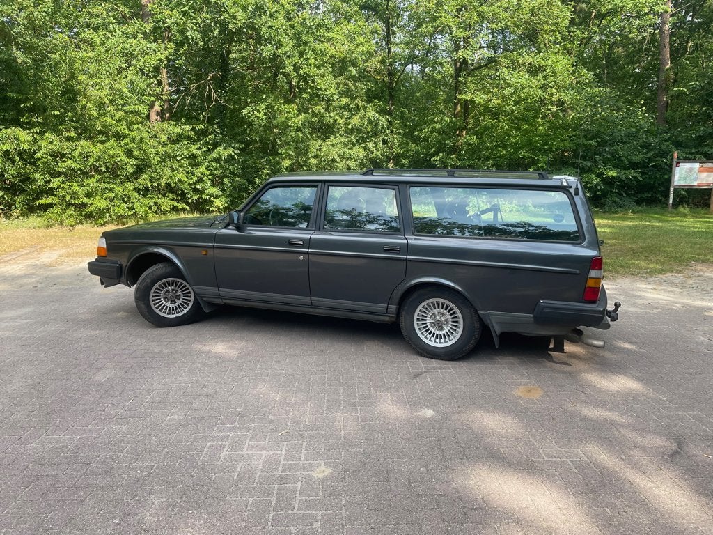 Volvo 240 2.3 GL U9 1991 Grijs, Auto's, Volvo, 1305 kg, Zwart, 4 cilinders, Origineel Nederlands