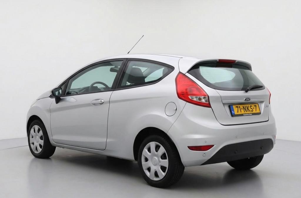 Ford Fiesta 1.25 Limited AIRCO PDC FORD DEALER ONDERHOUDEN!, Voorwielaandrijving, Euro 5, Gebruikt, 4 cilinders