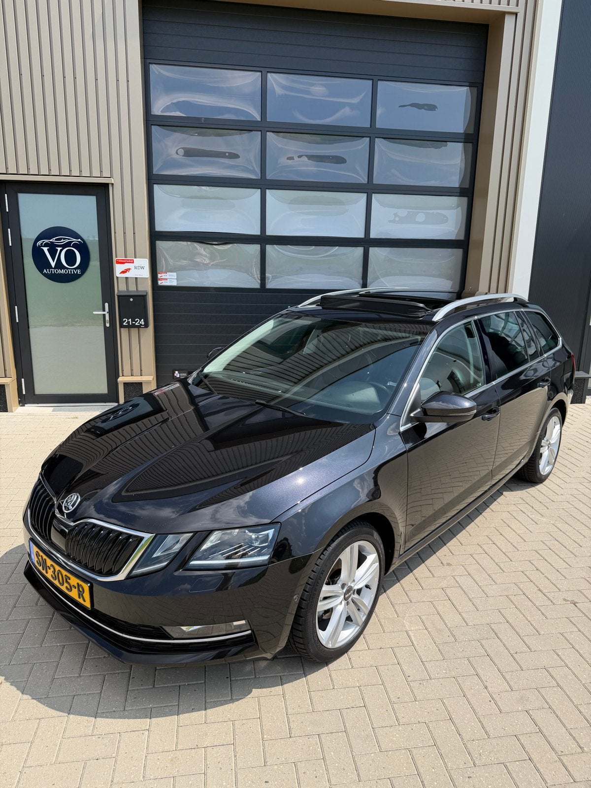 Skoda Octavia 1.5 TSI Greentech 150pk 2018 Zwart, Auto's, Skoda, Bedrijf, Octavia, Benzine, B, Stationwagon, Automaat, Origineel Nederlands
