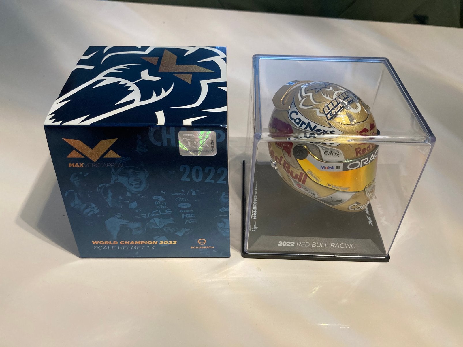 Max verstappen helm 1/4 world champion 2022, Ophalen of Verzenden, Nieuw, Formule 1