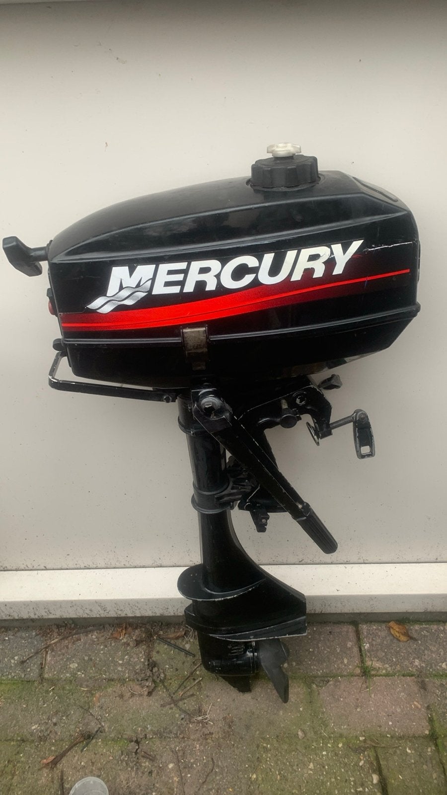 Mercury 3.3 pk 2-takt buitenboordmotor met 2 bootjes, Watersport en Boten, Ophalen, Gebruikt, Motor en Techniek, Motorboot