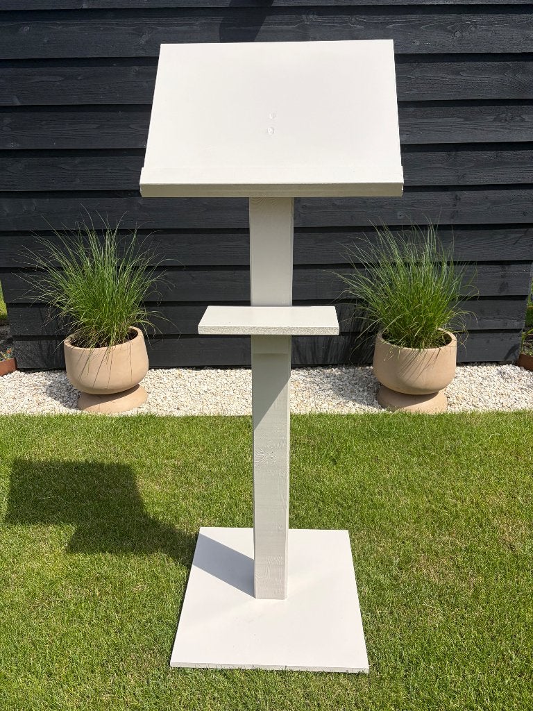 Spreektafel/ katheder/ spreekgestoelte TE HUUR, Ophalen, Zo goed als nieuw