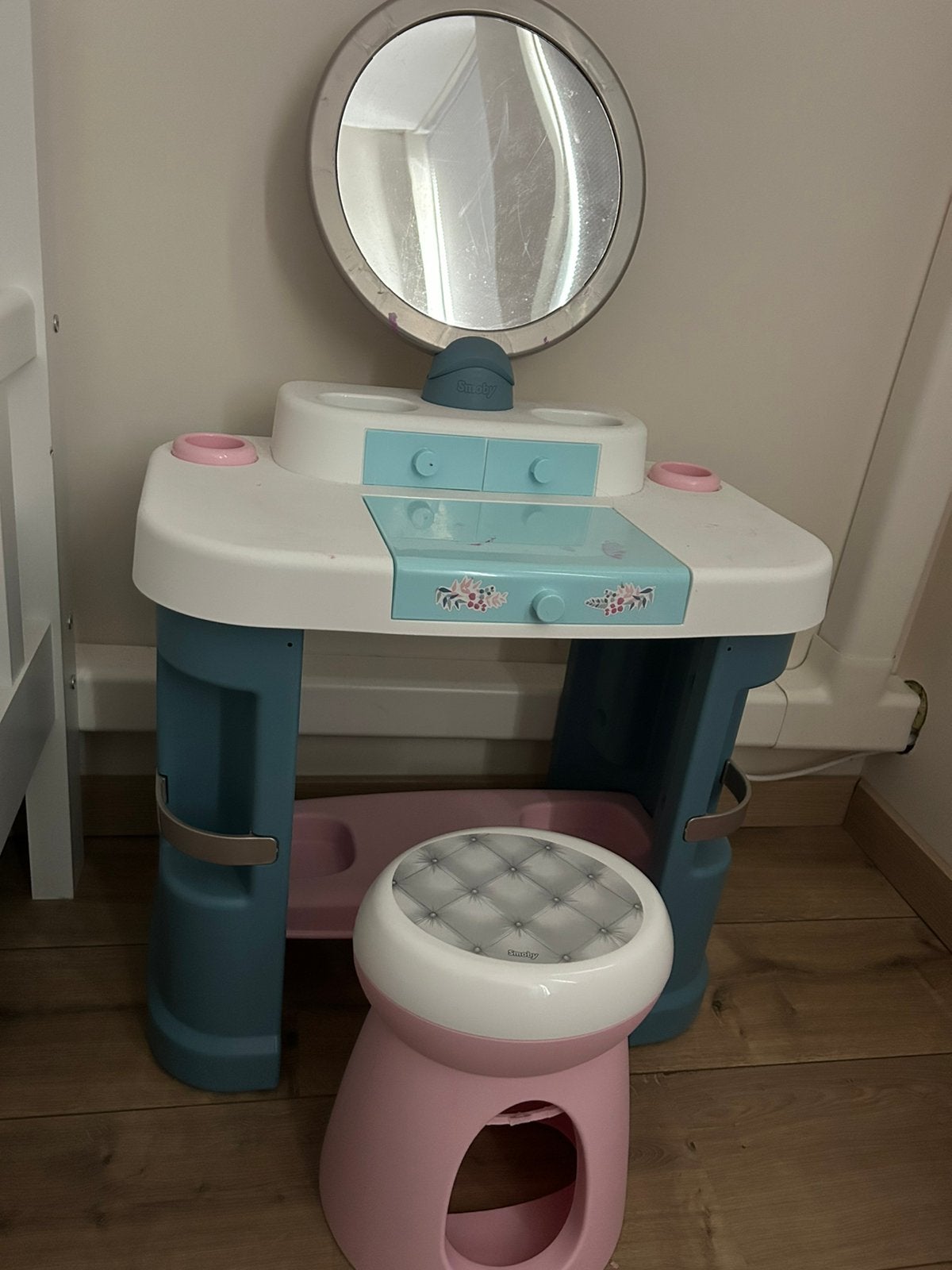 Speelgoed make up tafel met krukje., Ophalen, Meisje