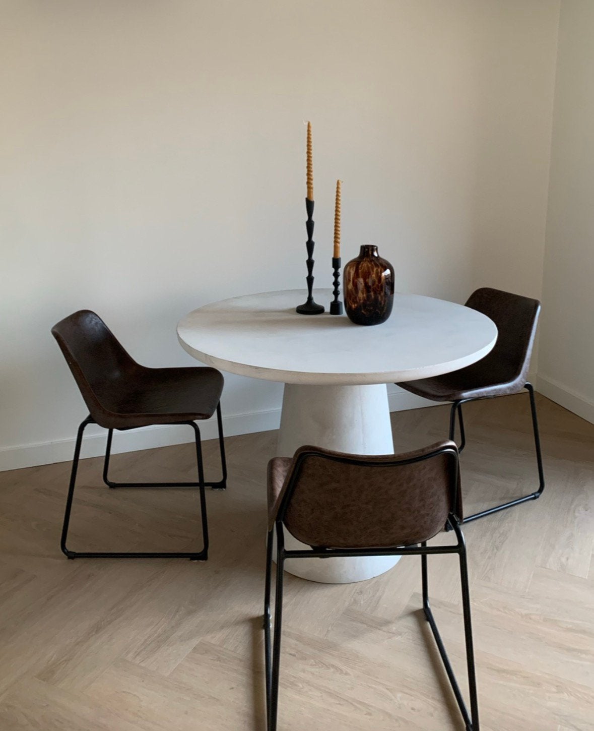 WOOOD Eettafel DAMON - Betonlook, Ophalen, Overige materialen, 100 tot 150 cm, Rond