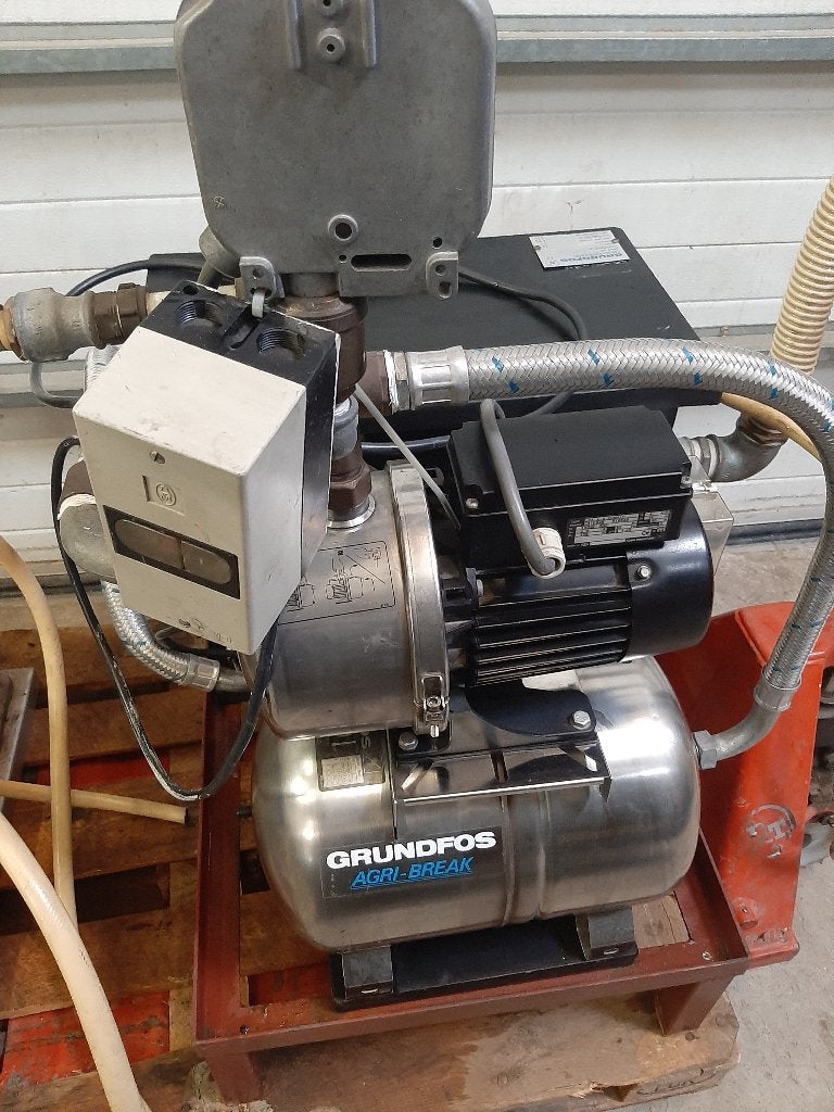 hydrofoor set met breektank Grundfos, Ophalen of Verzenden, Gebruikt, Elektrisch, Hydrofoorpomp