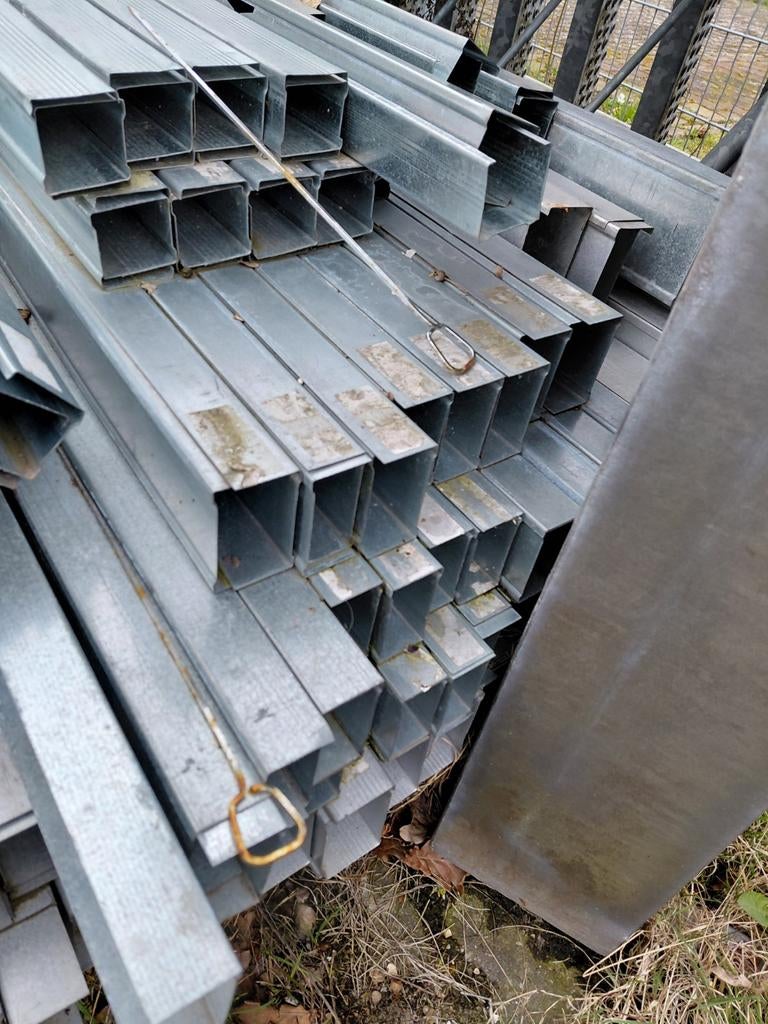 Partij metalstud on 2 maten, Ophalen, 250 mm of meer